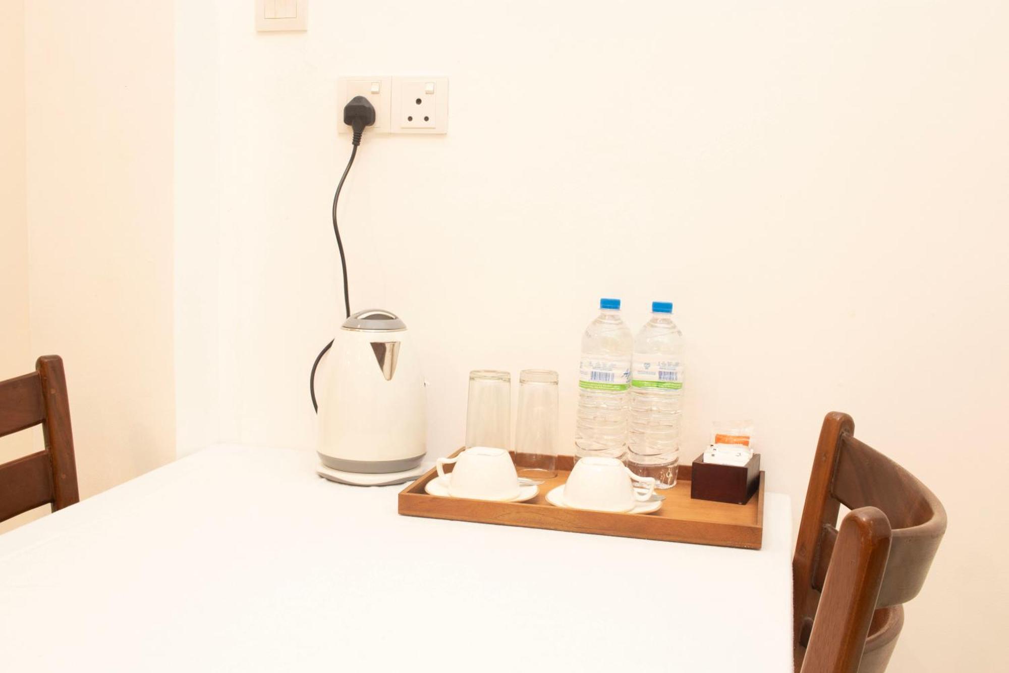 Hotel Coconut Bar Sea Lodge Beruwala Esterno foto