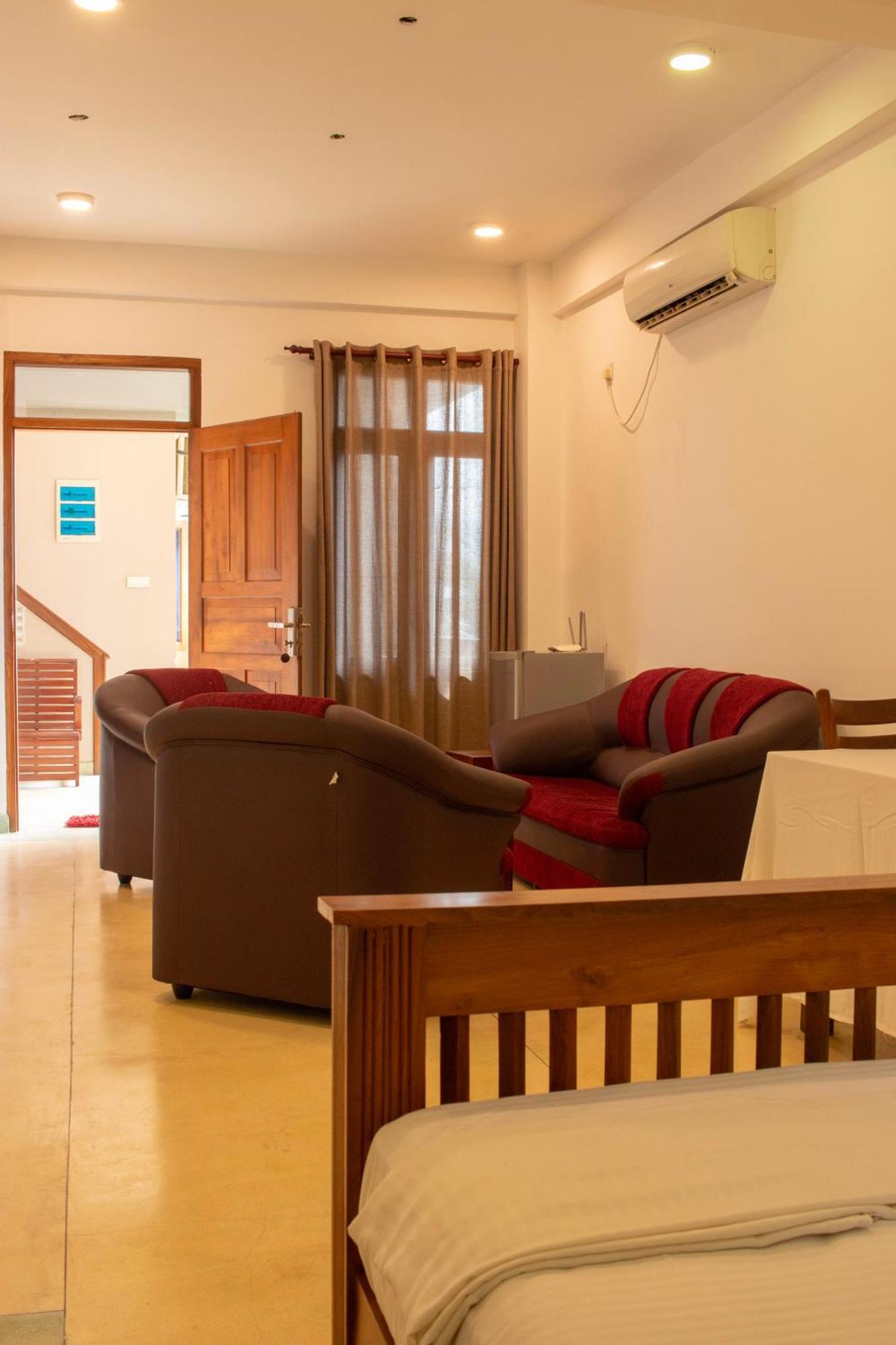 Hotel Coconut Bar Sea Lodge Beruwala Esterno foto
